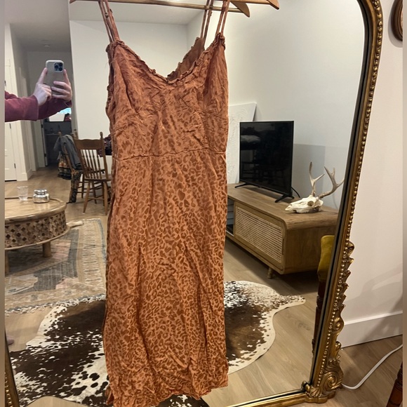 SOLD Rowie the label leopard Lola midi dress S - Picture 3 of 4